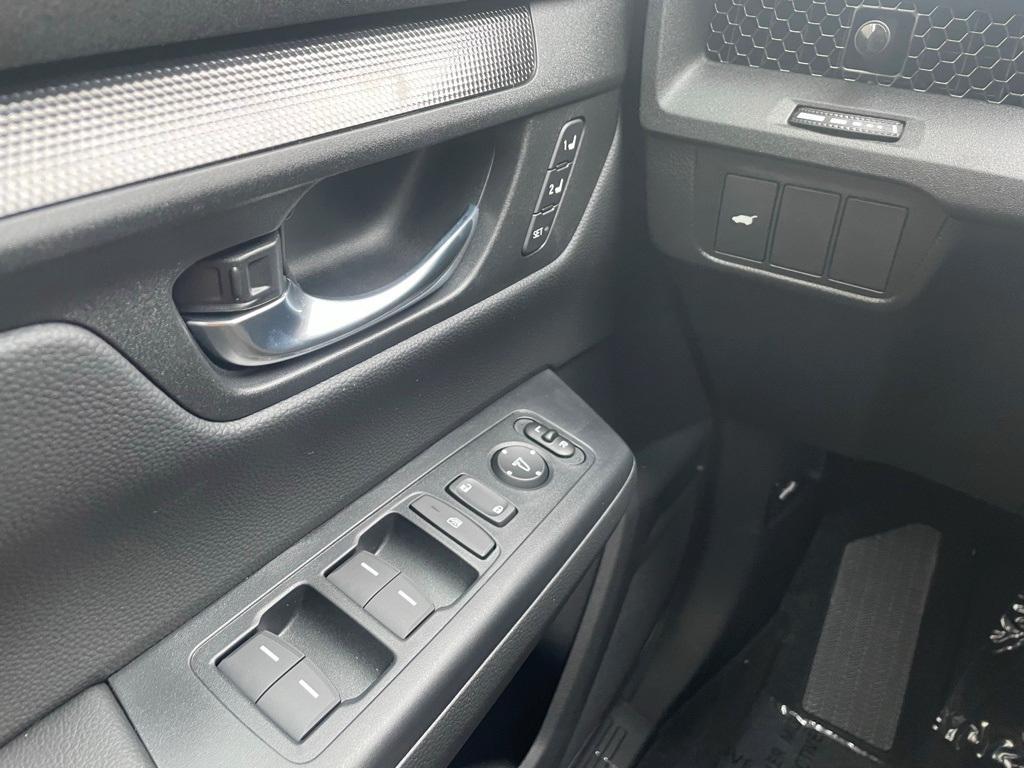 new 2026 Honda CR-V Hybrid car, priced at $40,165