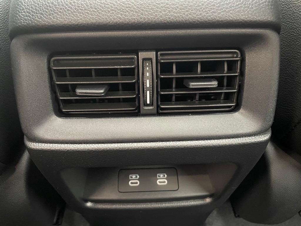 new 2026 Honda CR-V Hybrid car, priced at $40,165