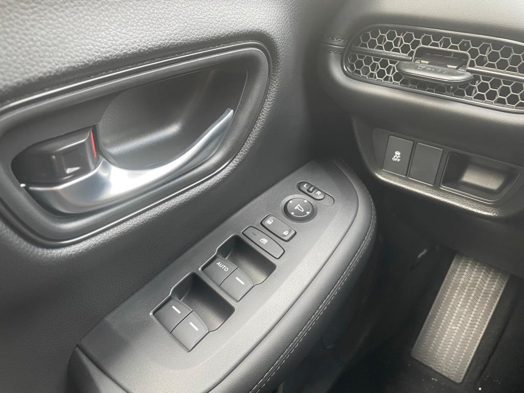 new 2026 Honda HR-V car, priced at $27,987