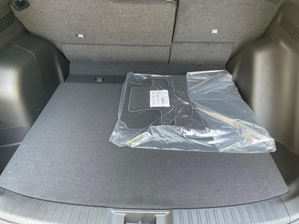 new 2026 Honda CR-V Hybrid car, priced at $39,528