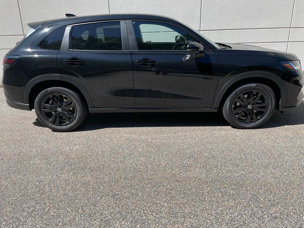 new 2026 Honda HR-V car, priced at $29,508
