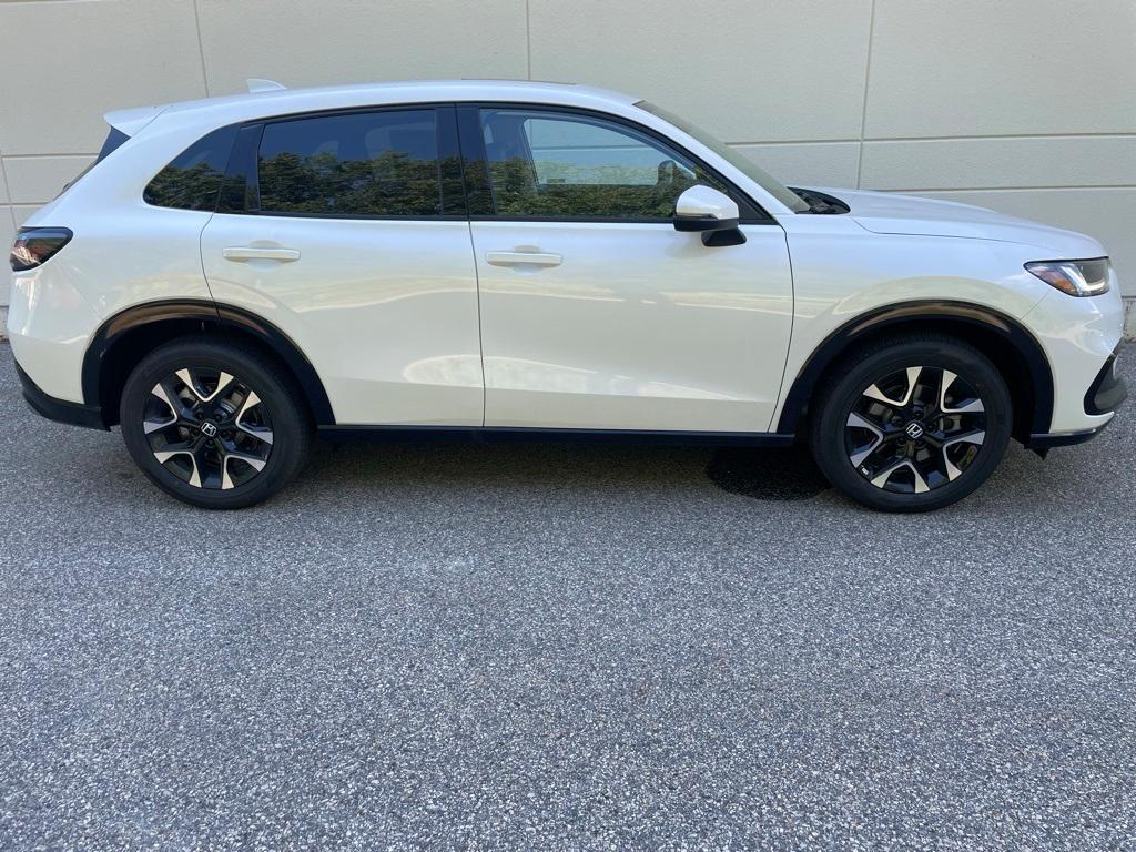 new 2026 Honda HR-V car, priced at $32,150