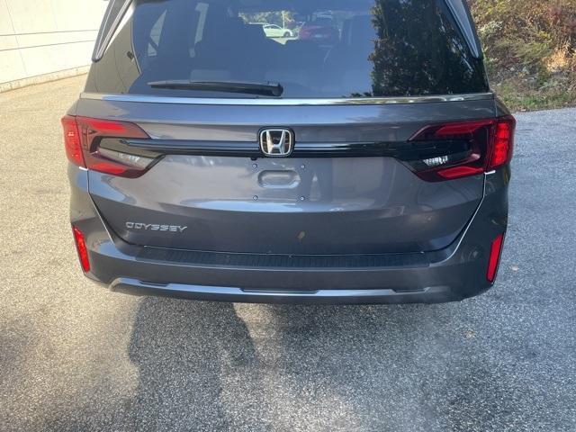 new 2025 Honda Odyssey car, priced at $42,315