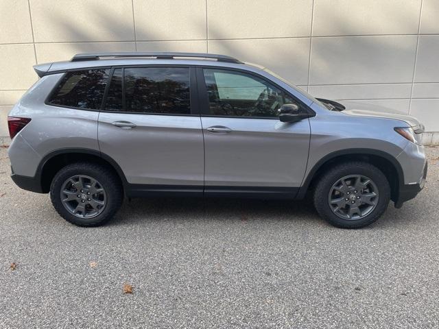 new 2025 Honda Passport car, priced at $45,145