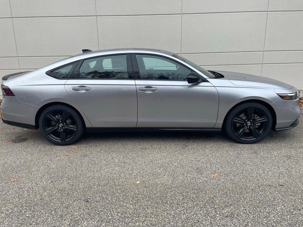 new 2025 Honda Accord Hybrid car, priced at $34,730