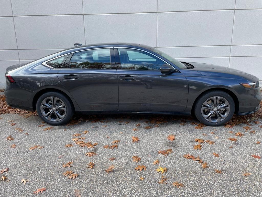 new 2025 Honda Accord Hybrid car, priced at $34,318