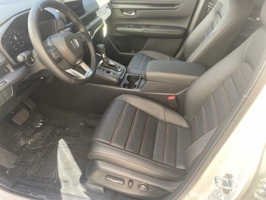 new 2026 Honda CR-V Hybrid car, priced at $40,015