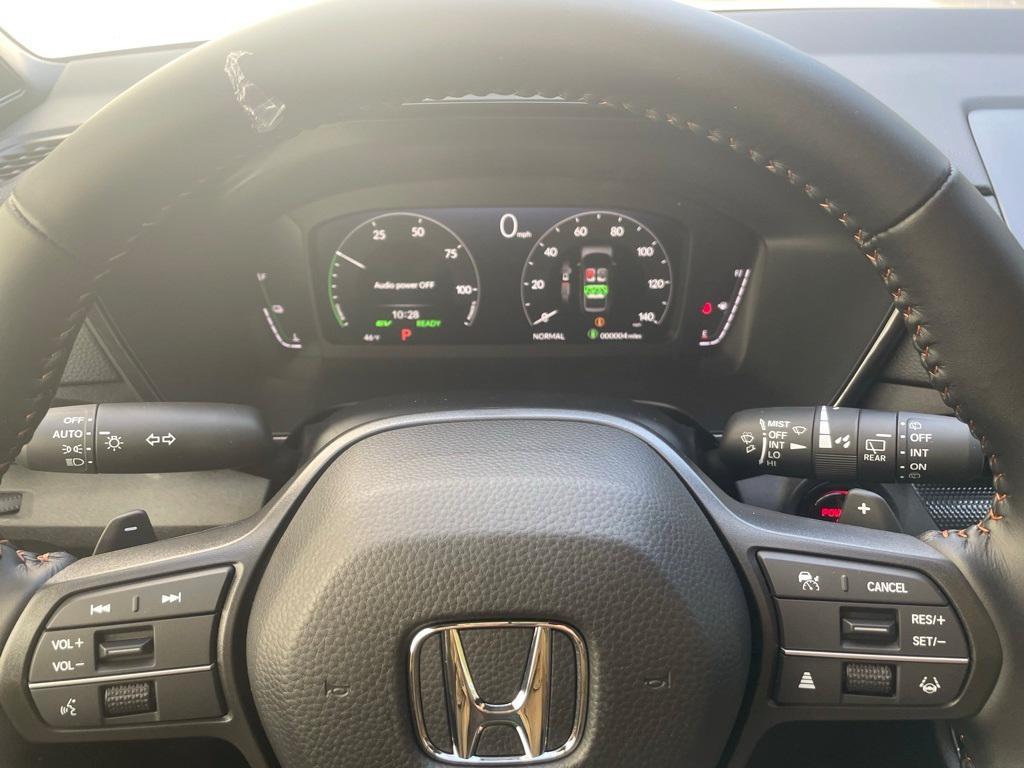 new 2026 Honda CR-V Hybrid car, priced at $40,015