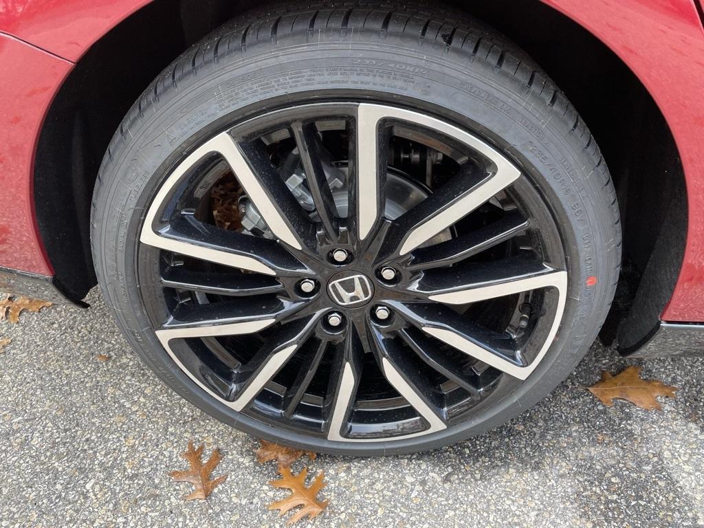 new 2025 Honda Accord Hybrid car, priced at $38,097