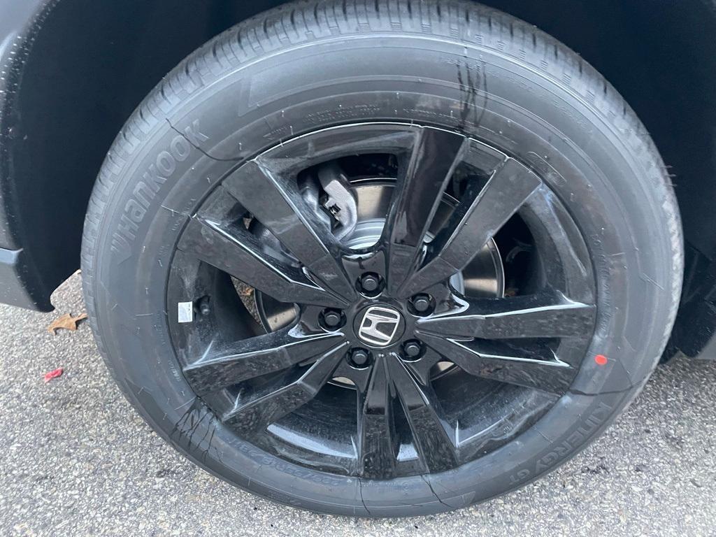 new 2026 Honda HR-V car, priced at $29,997