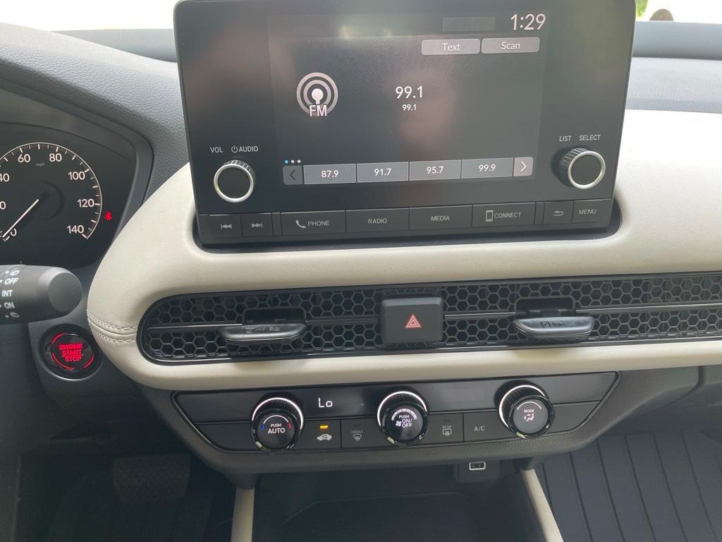 new 2025 Honda HR-V car, priced at $27,935