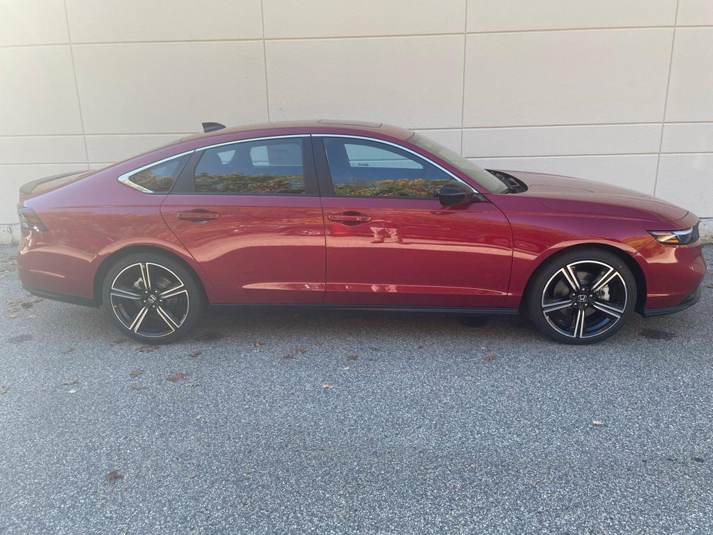 new 2025 Honda Accord Hybrid car, priced at $33,700