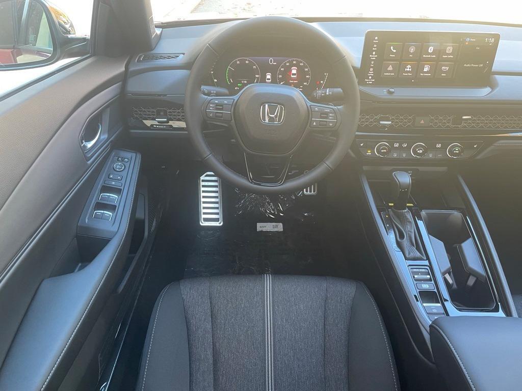 new 2025 Honda Accord Hybrid car, priced at $33,700