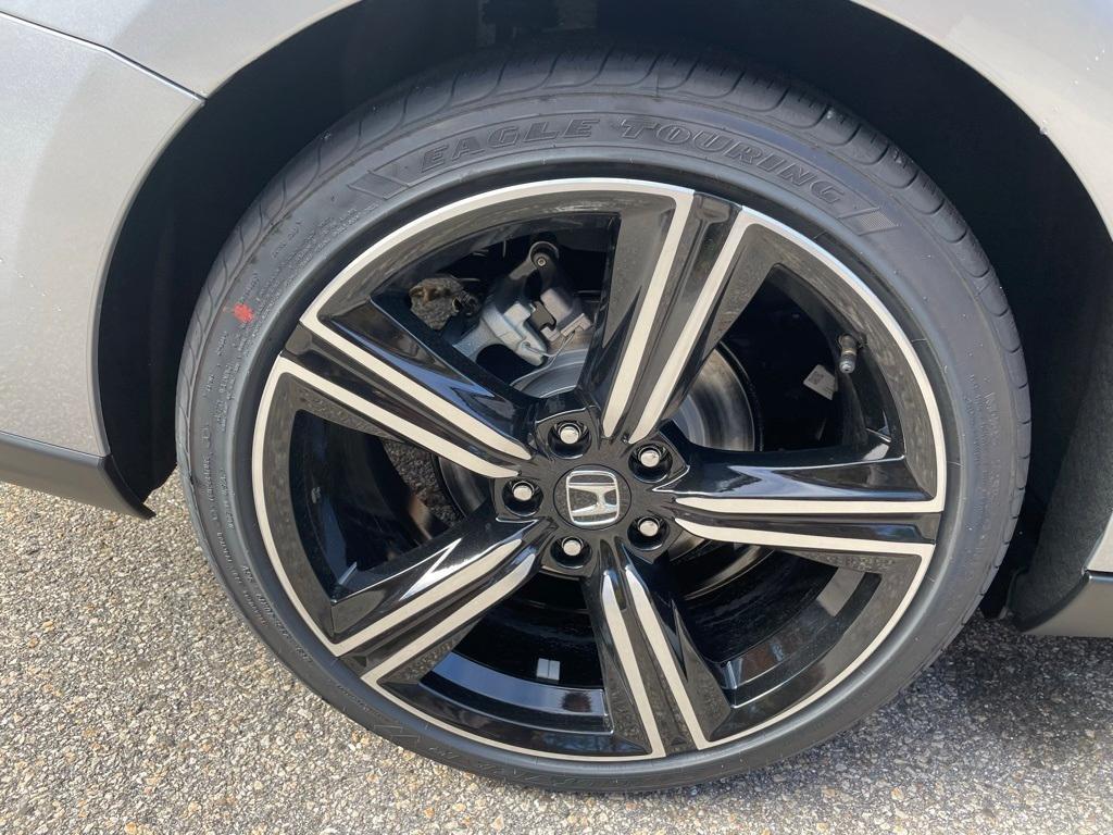 new 2025 Honda Accord Hybrid car, priced at $33,268