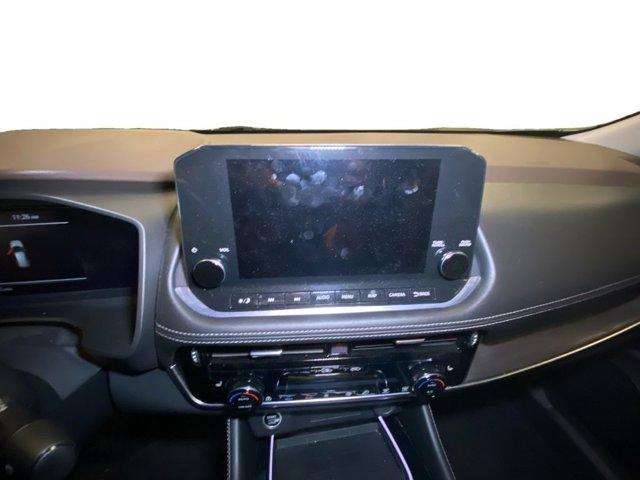 used 2023 Nissan Rogue car, priced at $30,998