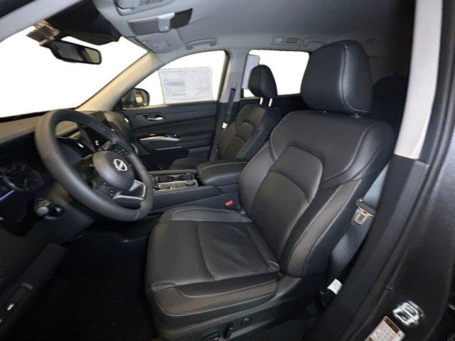 new 2025 Nissan Pathfinder car, priced at $37,930