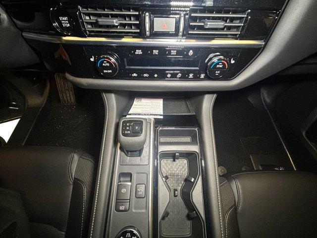 new 2025 Nissan Pathfinder car, priced at $37,930