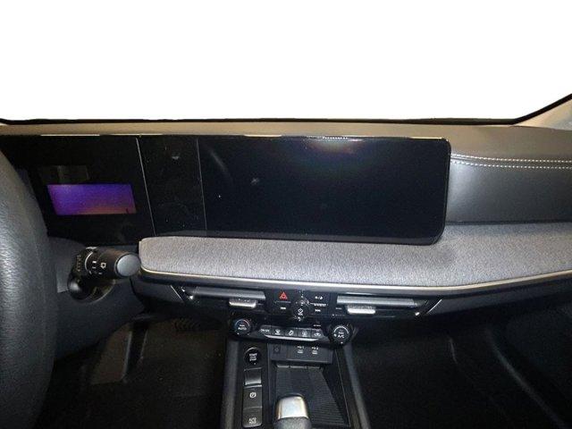 new 2026 Nissan Kicks car, priced at $25,301