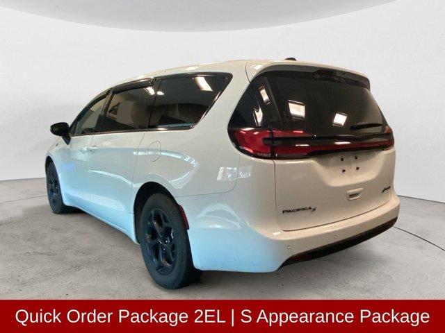 used 2023 Chrysler Pacifica car, priced at $34,930