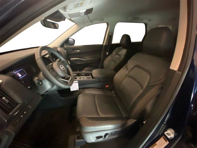 new 2025 Nissan Pathfinder car, priced at $44,906