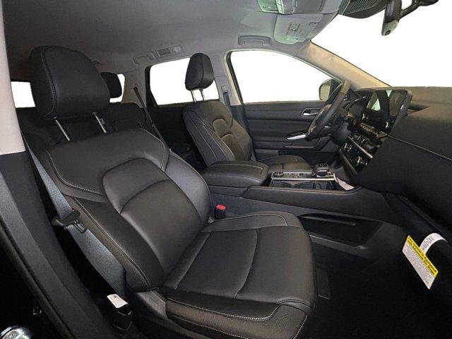 new 2025 Nissan Pathfinder car, priced at $37,561