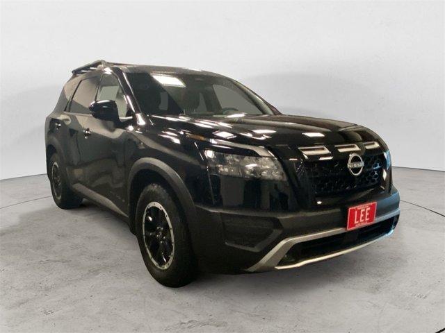 new 2024 Nissan Pathfinder car, priced at $45,380