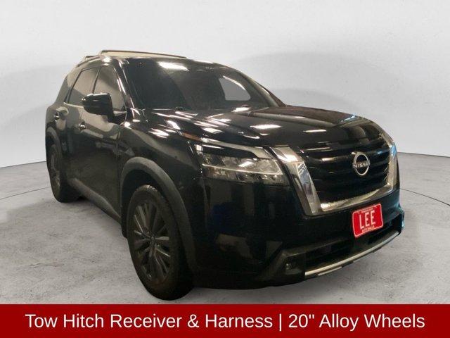 used 2022 Nissan Pathfinder car, priced at $26,888