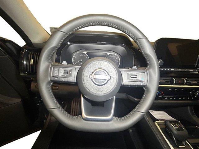 new 2025 Nissan Pathfinder car, priced at $35,372