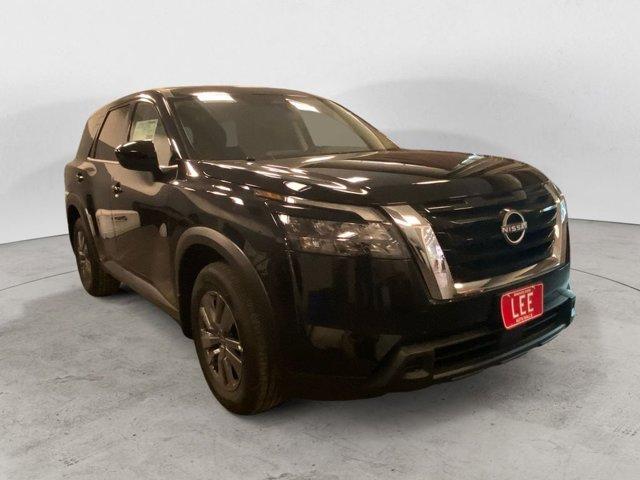 new 2025 Nissan Pathfinder car, priced at $40,450
