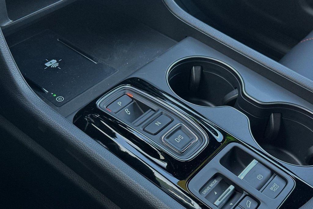 new 2025 Honda Pilot car, priced at $50,895