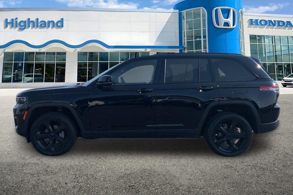 used 2023 Jeep Grand Cherokee car, priced at $31,865
