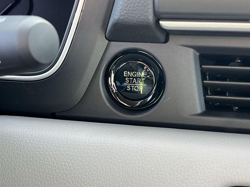 new 2025 Honda Pilot car, priced at $48,700