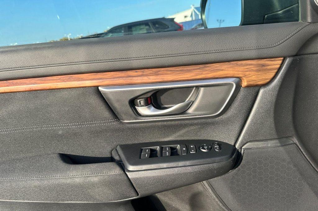 used 2022 Honda CR-V car, priced at $27,661