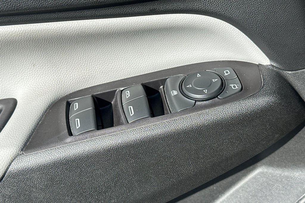 used 2020 Chevrolet Equinox car, priced at $16,899
