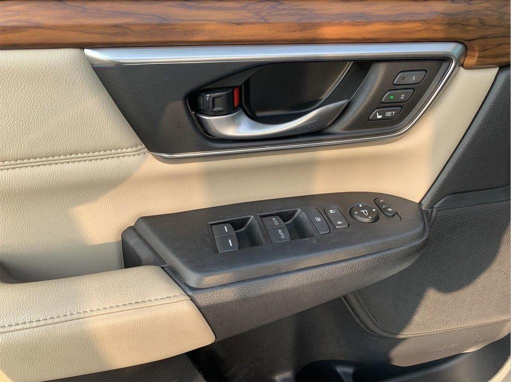 used 2019 Honda CR-V car, priced at $21,333