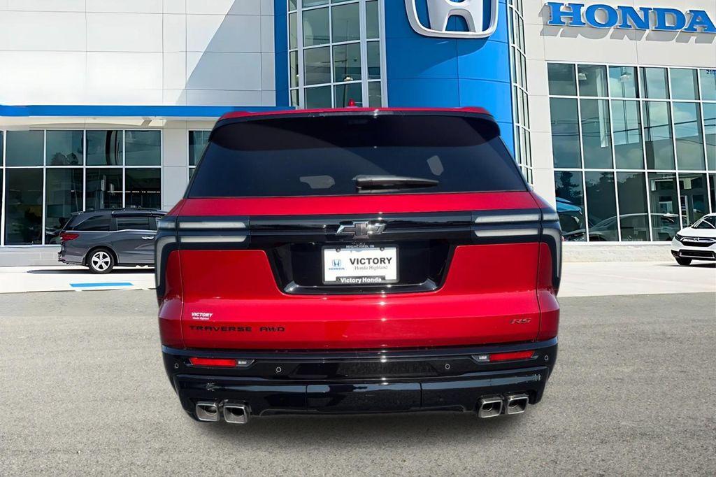 used 2025 Chevrolet Traverse car, priced at $56,999