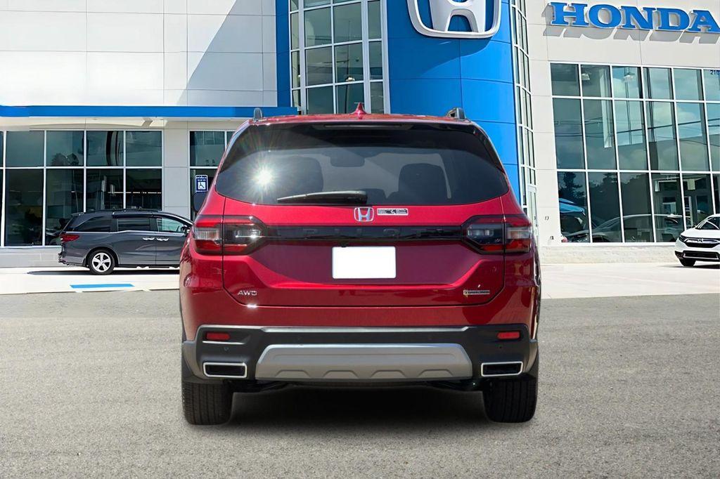 new 2025 Honda Pilot car, priced at $51,550