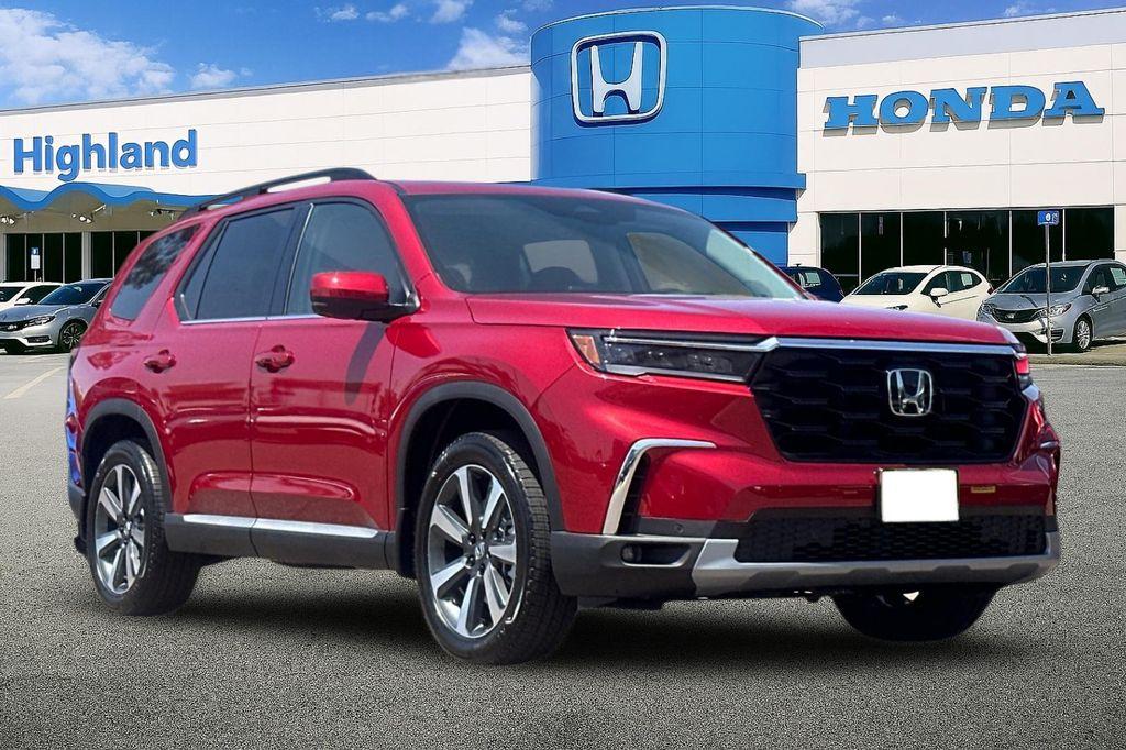 new 2025 Honda Pilot car, priced at $51,550