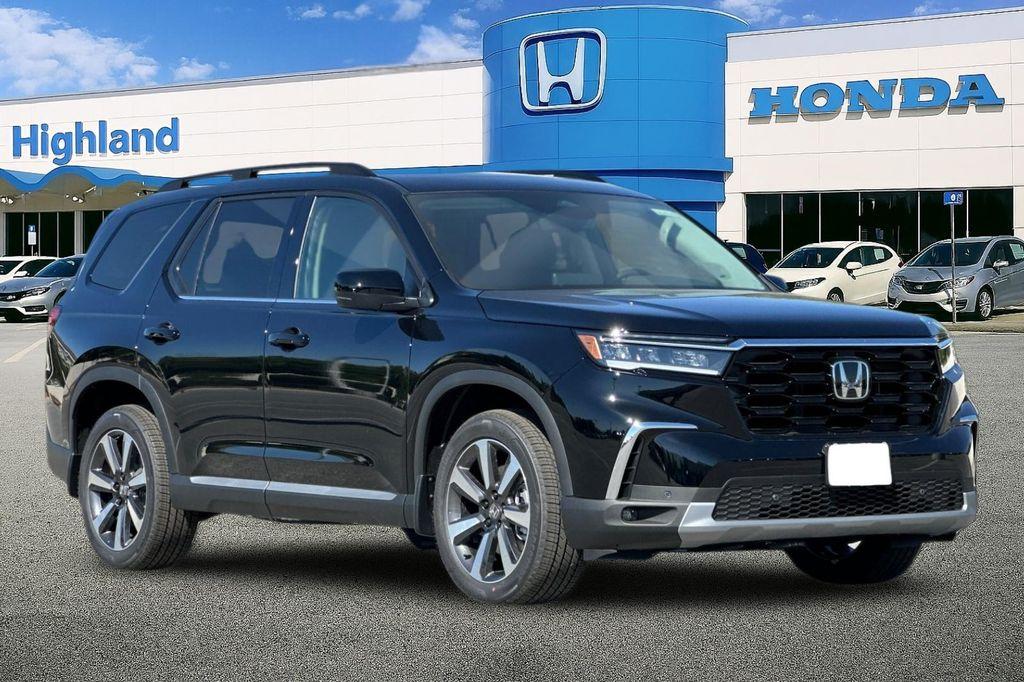 new 2025 Honda Pilot car, priced at $51,095