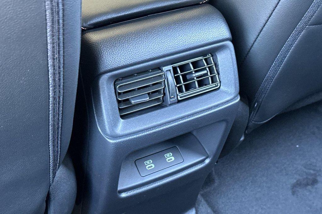 new 2026 Honda CR-V Hybrid car, priced at $41,620