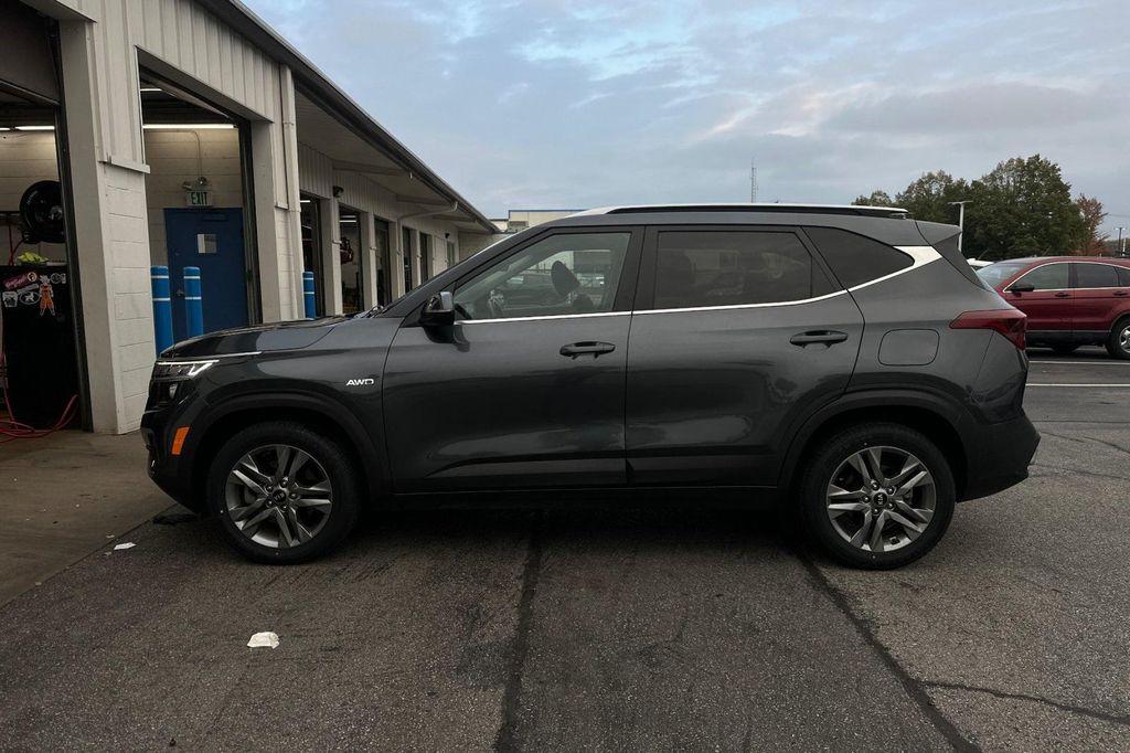 used 2021 Kia Seltos car, priced at $17,444