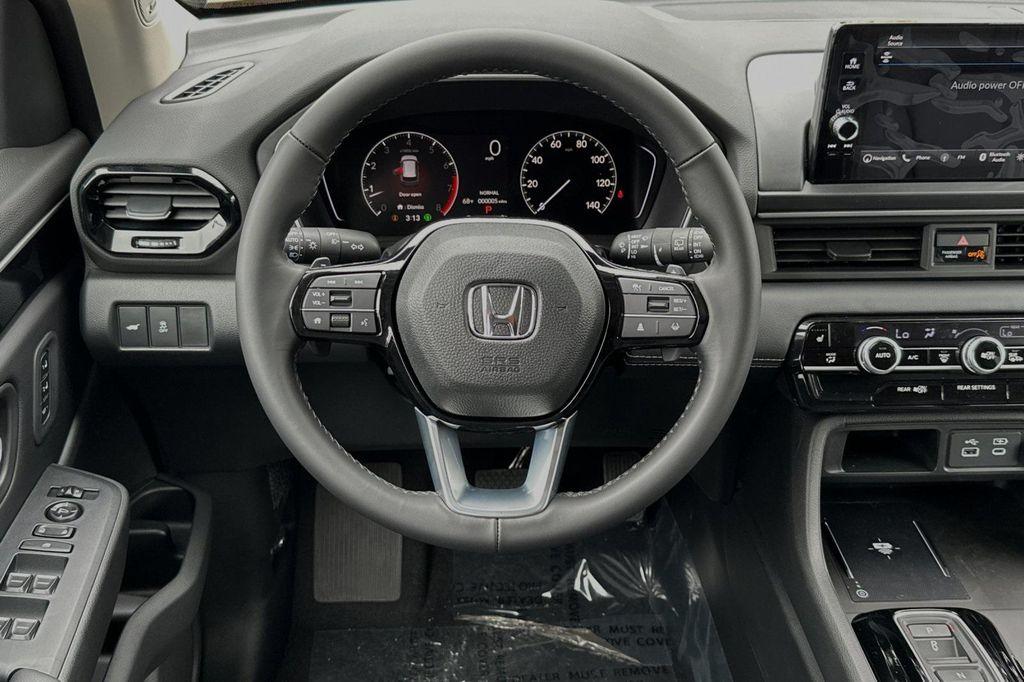 new 2025 Honda Pilot car, priced at $51,505
