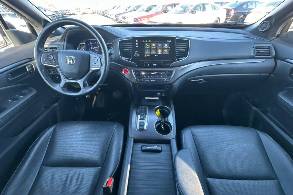 used 2022 Honda Passport car, priced at $29,321