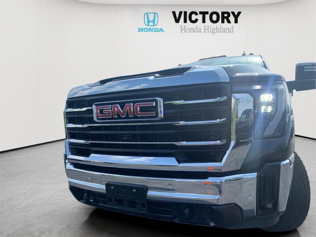 used 2024 GMC Sierra 2500 car, priced at $65,399