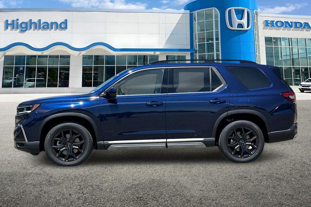 new 2025 Honda Pilot car, priced at $52,950