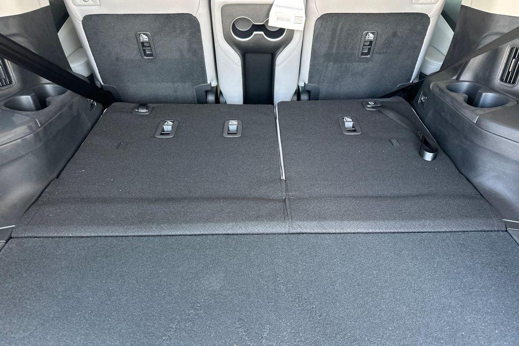 new 2025 Honda Pilot car, priced at $52,950