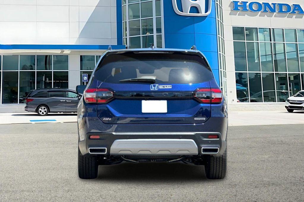 new 2025 Honda Pilot car, priced at $52,950