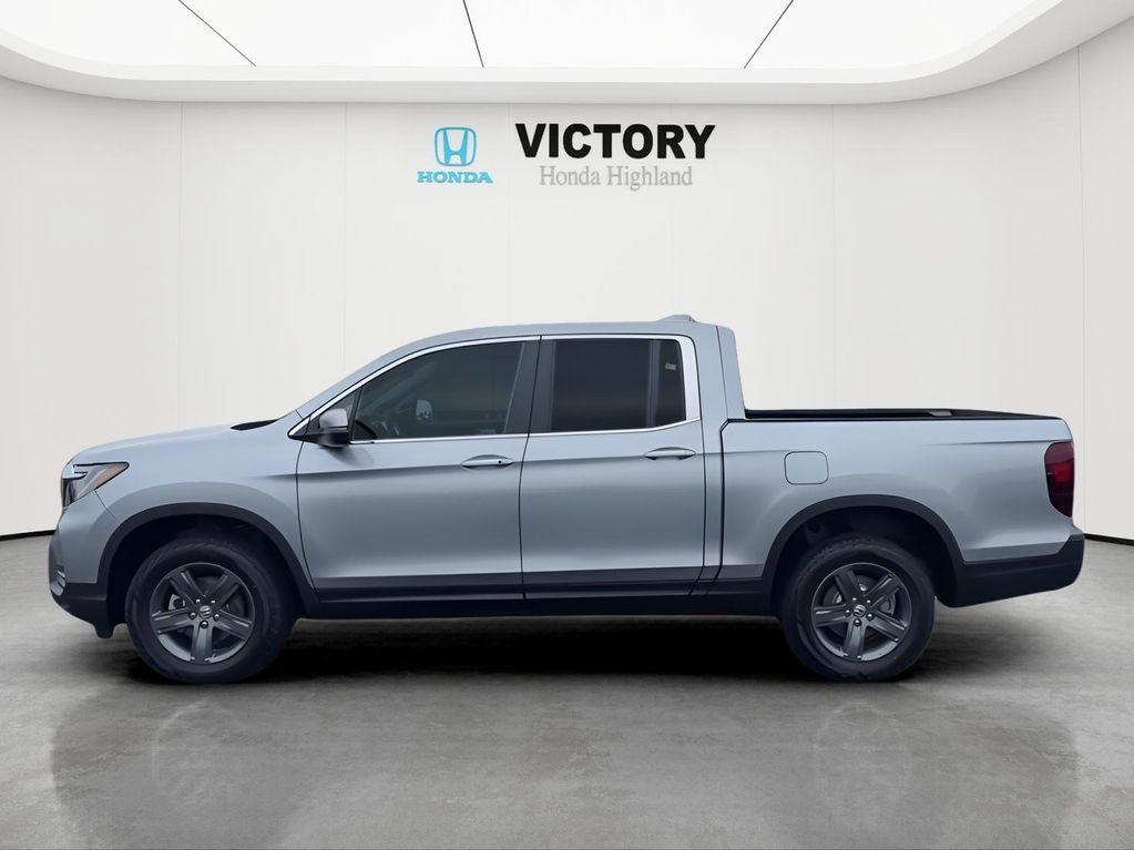 new 2025 Honda Ridgeline car, priced at $43,400