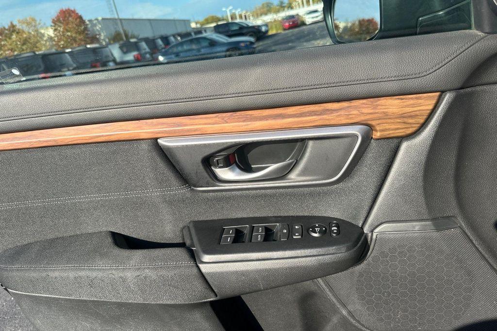used 2021 Honda CR-V car, priced at $25,894