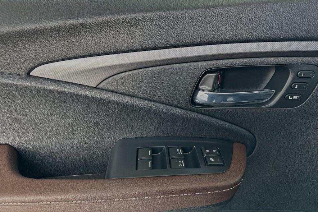new 2025 Honda Ridgeline car, priced at $45,955